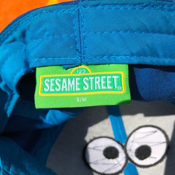 Blue Cookie Monster Hat (kids) - Picture 4 of 4